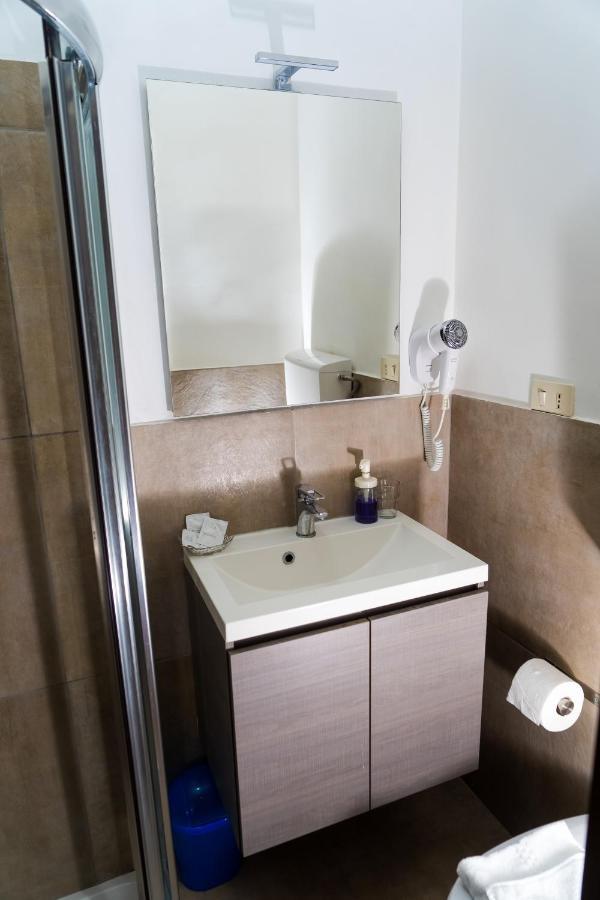 Hotel Cervia Rome Luaran gambar