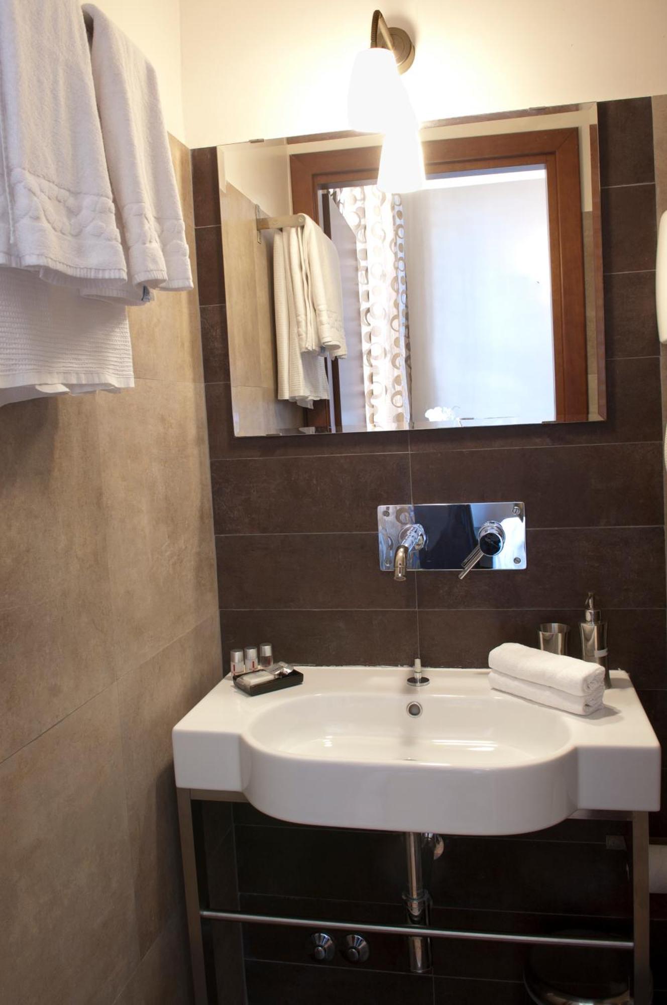 Hotel Cervia Rome Luaran gambar